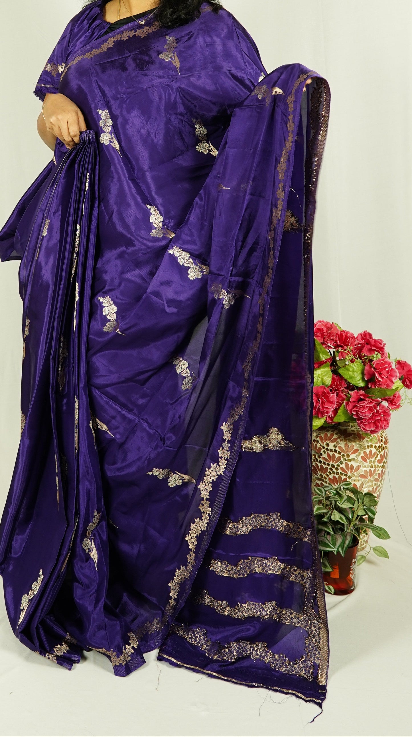Purple viscose silk saree with zari weaving