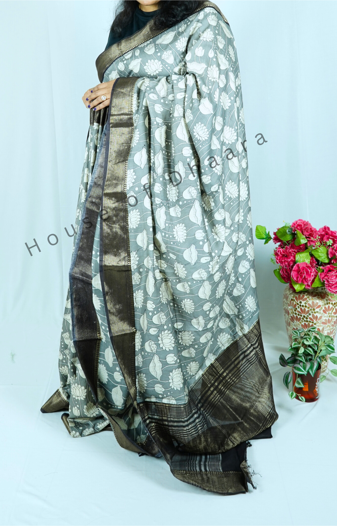 Grey viscose cotton saree