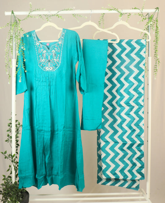 Mul chanderi A-line kurti set with yoke work - Turquoise