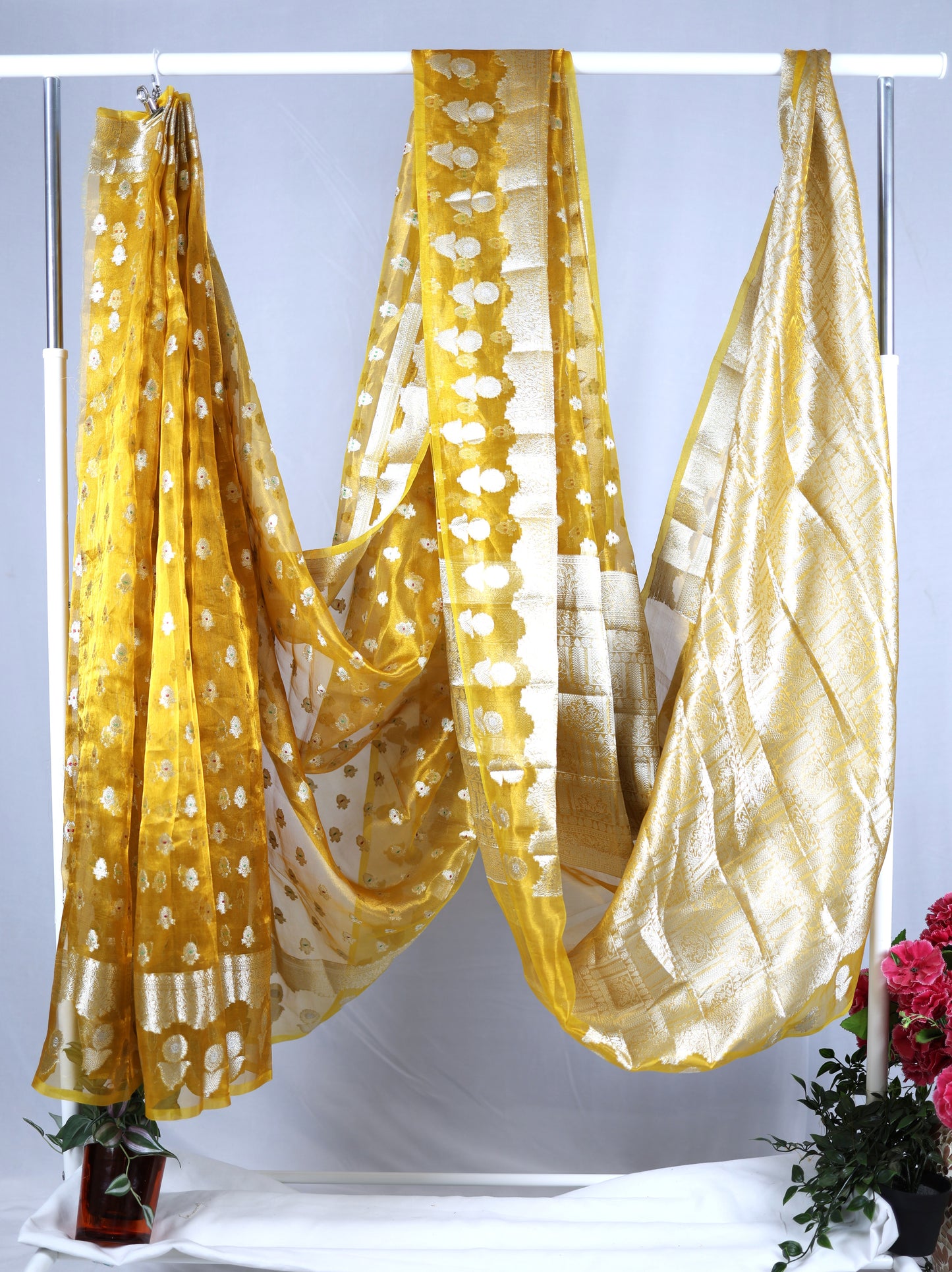 Pure banarasi tissue-Golden yellow