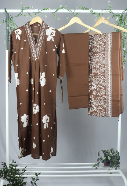 Cotton A-line kurti set with neckline embroidery - Brown