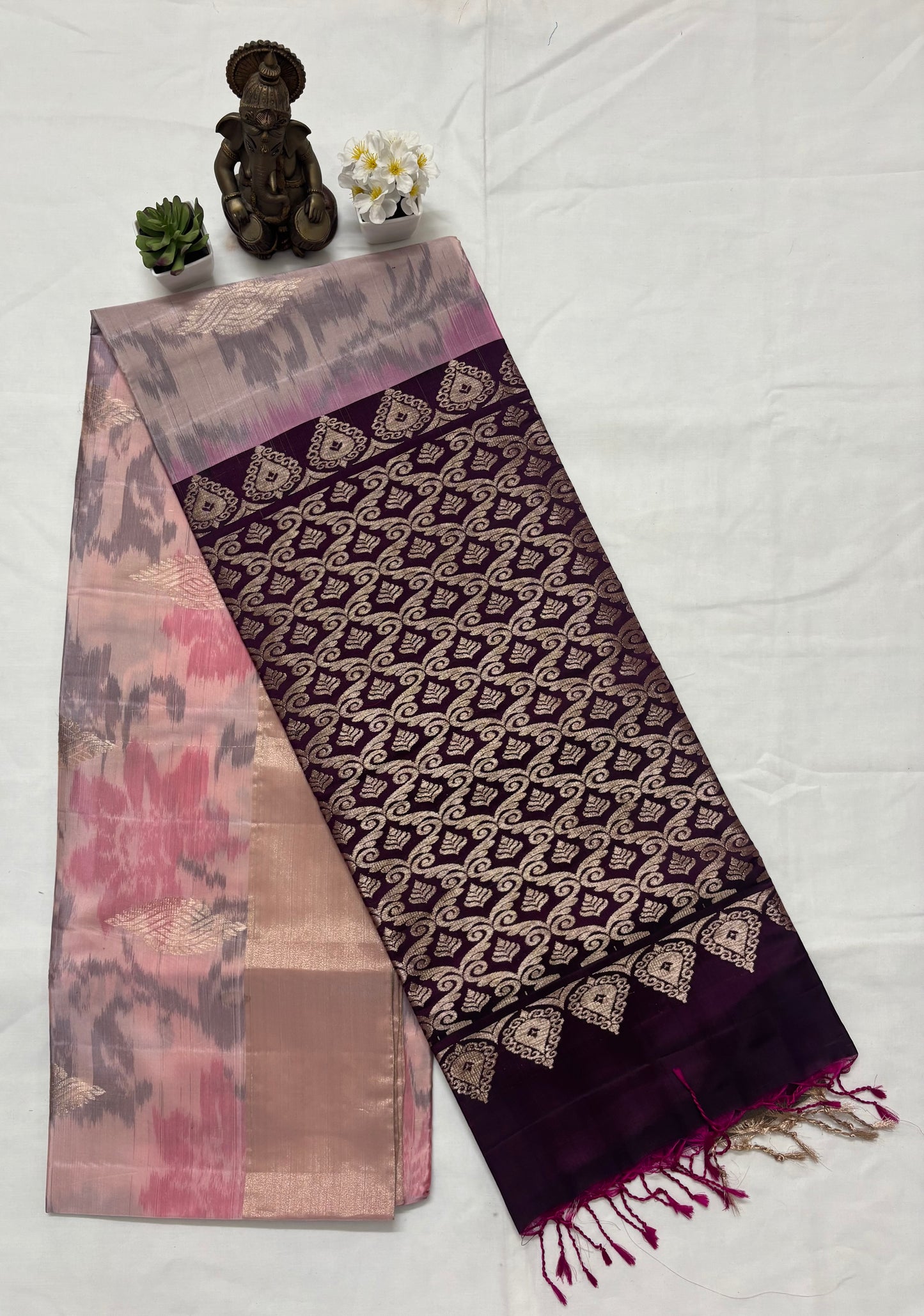 Pastel Pink venkatagiri Sico pattu Saree with Contrast Border