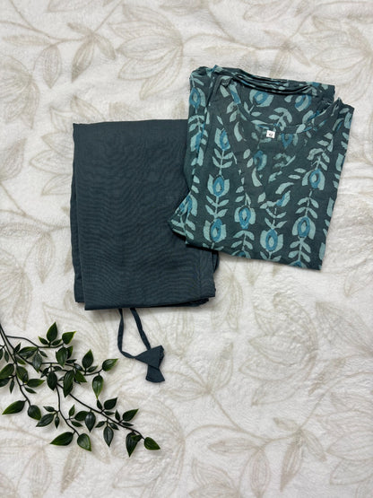 Grey Kurti Set (with Sleeves)