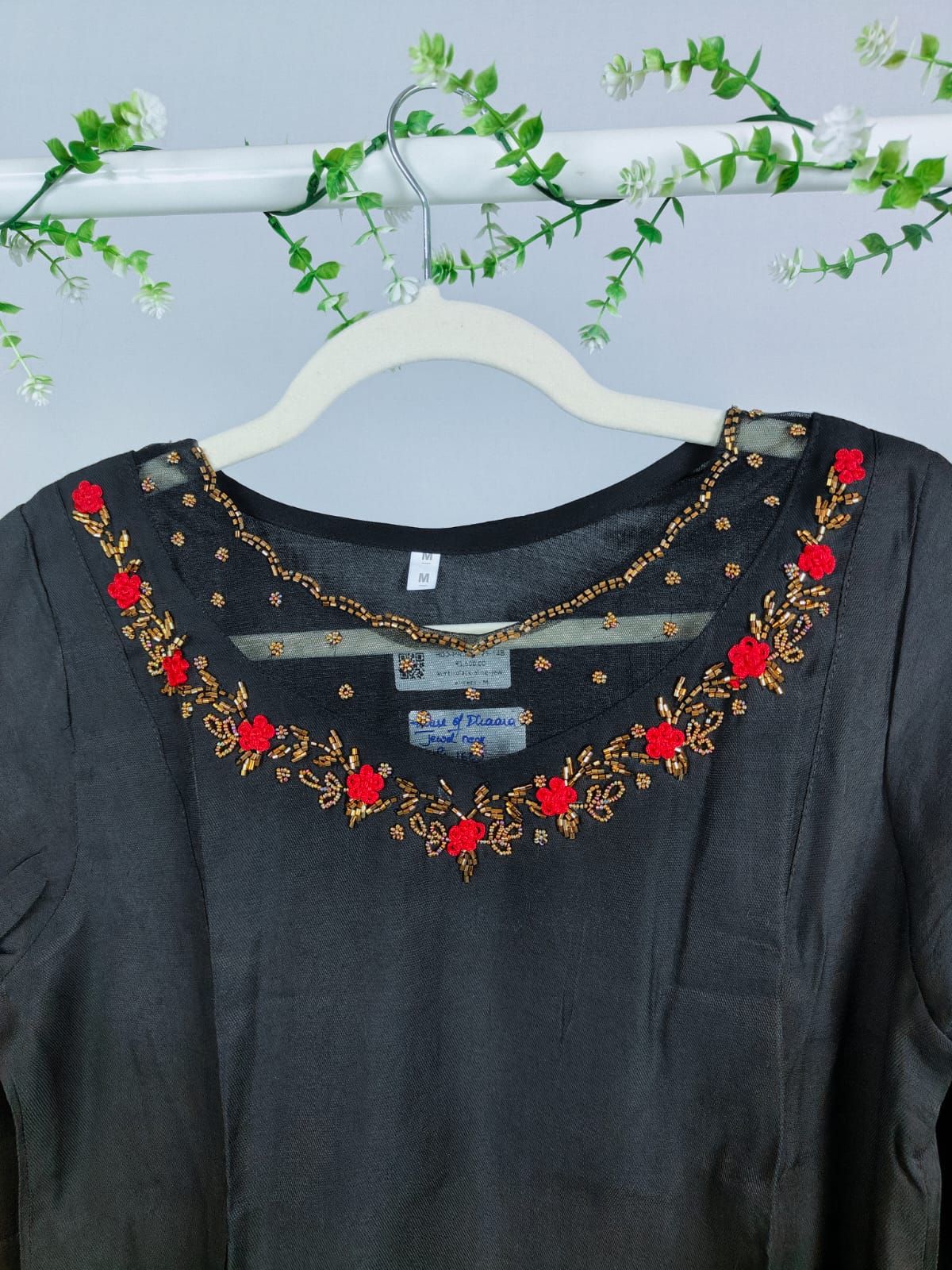 kurti-black-silk-plain-jewel-neck